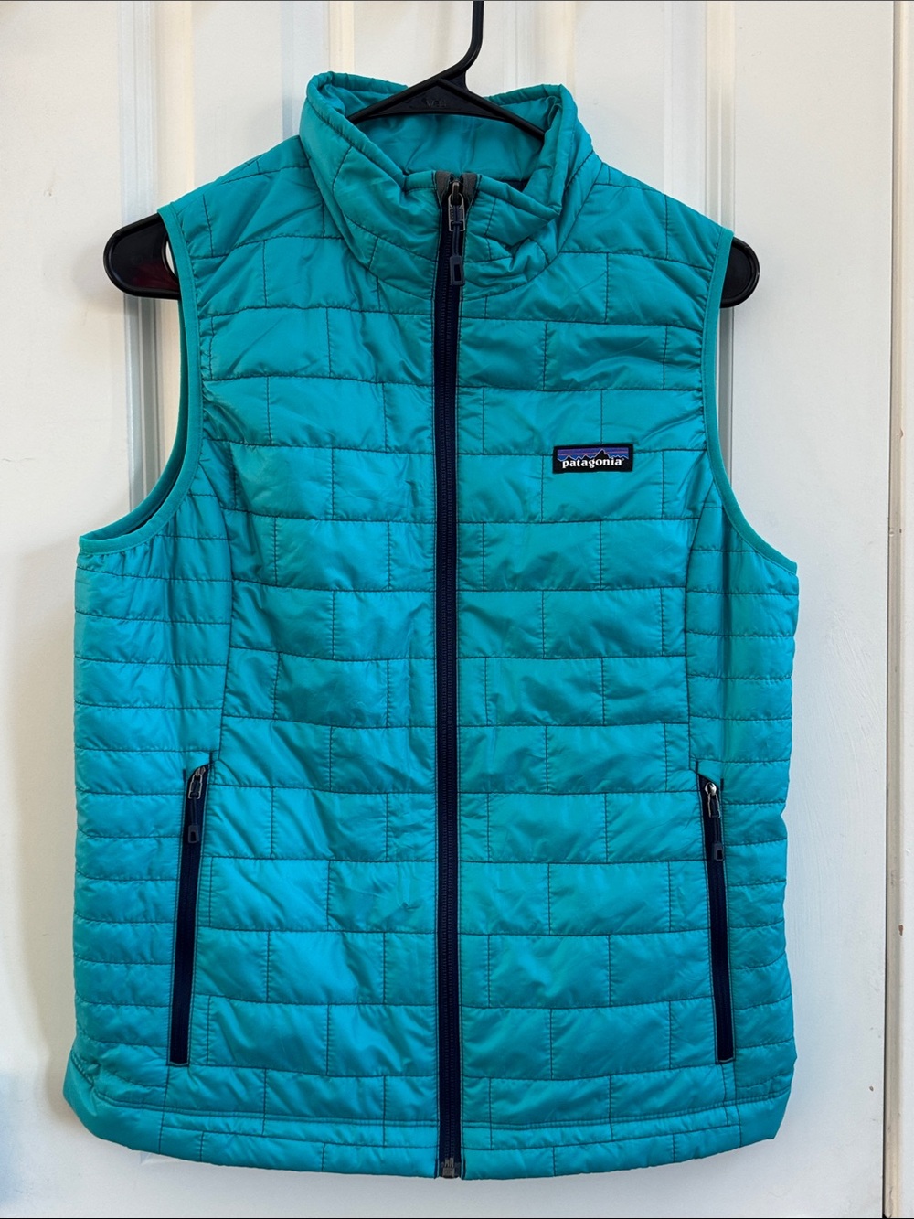 Patagonia Primaloft Teal Quilted Vest with Navy Zippers